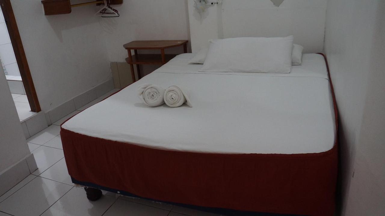 Hostal Marysol Puerto Ayora  Exterior photo